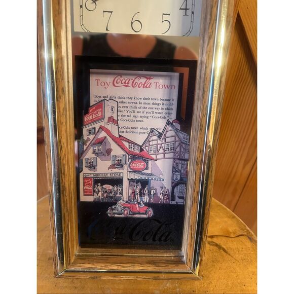 Toy Coca-Cola Town Clock Not Working deco only (5620) - Picture 2 of 8